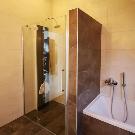 Katarina Apartman Mokronog